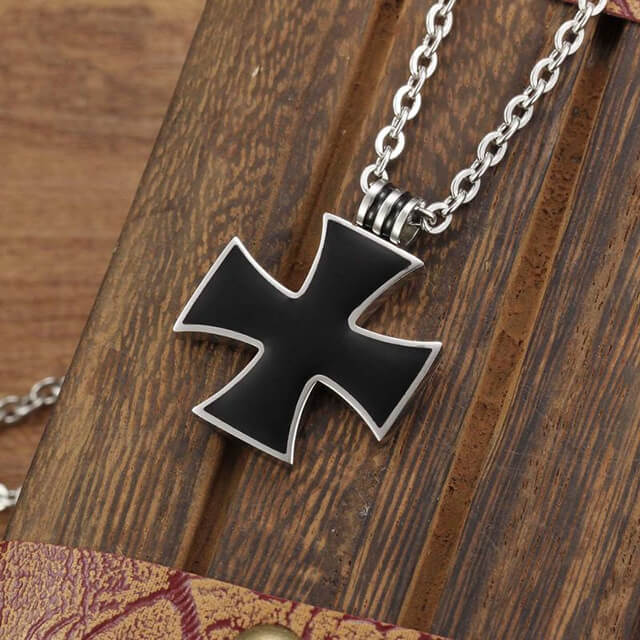 Charm Redeemed Cross Christian Necklace For Man And Women